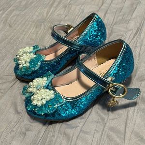Little girl sparkle heeled shoes